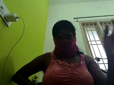 Snapshot of tamil_sumathi chatting on 12-05-25, 04:21 tamil sumathi online show from 12-05-25, 04:21