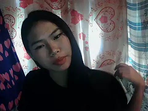 Snapshot of Allysonxx05 chatting on 01-09-26, 02:25 Allysonxx05 online show from 01-09-26, 02:25