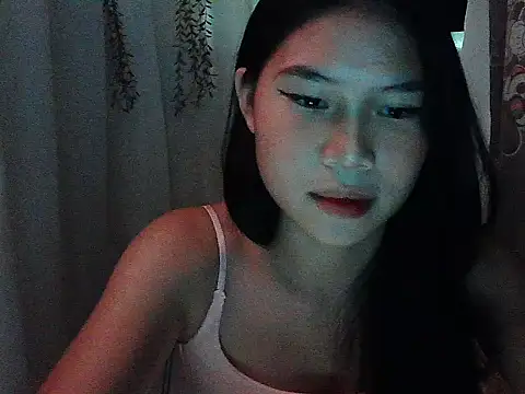 Snapshot of Allysonxx05 chatting on 01-10-26, 05:20 Allysonxx05 online show from 01-10-26, 05:20