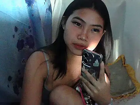Snapshot of Allysonxx05 chatting on 02-01-26, 06:45 Allysonxx05 online show from 02-01-26, 06:45