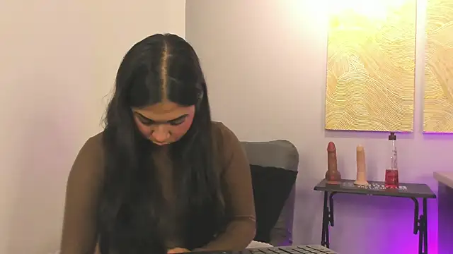 Snapshot of Mylarossi chatting on 12-03-25, 12:36 Mylarossi online show from 12-03-25, 12:36