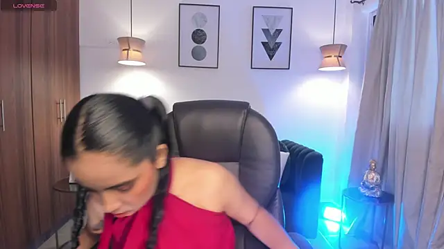 alana martiins online show from 12-21-25, 11:17