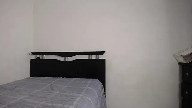 Snapshot of nohemyDream chatting on 01-17-26, 04:39 nohemyDream online show from 01-17-26, 04:39