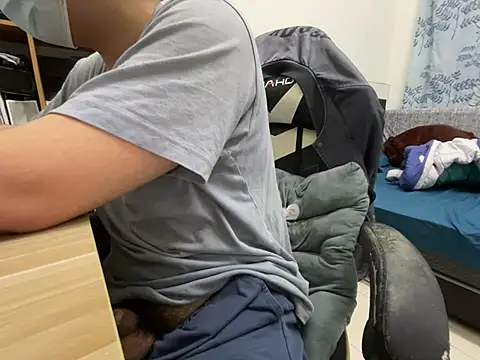 hiiiizzzz online show from 02-12-26, 05:19