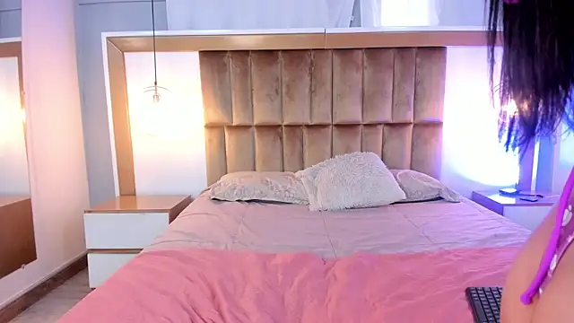 Snapshot of BrianaJhons19 chatting on 12-16-25, 07:41 BrianaJhons19 online show from 12-16-25, 07:41