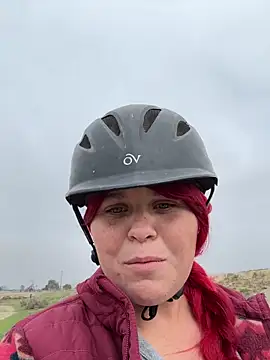 Snapshot of WattledFourth chatting on 11-30-25, 07:40 WattledFourth online show from 11-30-25, 07:40