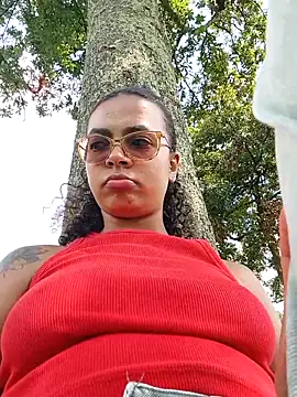 Snapshot of __VioletaHeaven__ chatting on 03-01-26, 07:27 VioletaHeaven online show from 03-01-26, 07:27