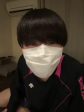 Snapshot of huto_0513 chatting on 02-09-26, 09:46 huto 0513 online show from 02-09-26, 09:46