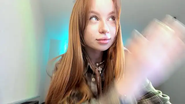 Snapshot of PollyPeach_ chatting on 02-26-26, 05:17 PollyPeach online show from 02-26-26, 05:17