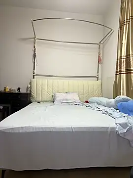 Snapshot of A-ZJunn chatting on 07-20-26, 01:02 A-ZJunn online show from 07-20-26, 01:02