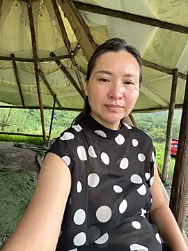 Snapshot of A-ZJunn chatting on 07-27-26, 06:42 A-ZJunn online show from 07-27-26, 06:42