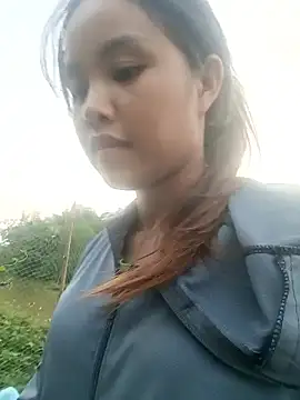 Snapshot of Pretty-haert chatting on 12-15-25, 09:57 Pretty-haert online show from 12-15-25, 09:57