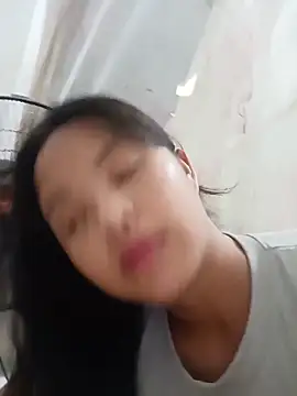 Snapshot of Pretty-haert chatting on 06-18-26, 02:01 Pretty-haert online show from 06-18-26, 02:01