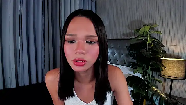 Snapshot of asianpetiteprincess chatting on 06-27-26, 08:58 asianpetiteprincess online show from 06-27-26, 08:58