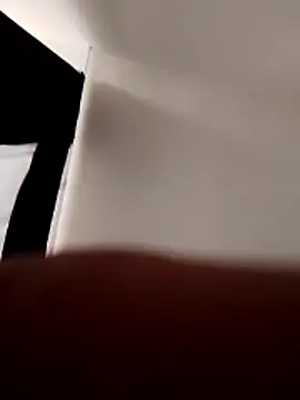 Snapshot of souseu83 chatting on 12-15-25, 06:23 souseu83 online show from 12-15-25, 06:23