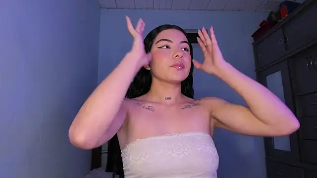 Snapshot of babycherry19 chatting on 12-05-25, 12:41 babycherry19 online show from 12-05-25, 12:41