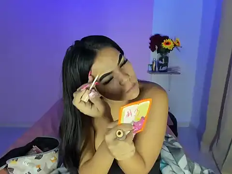 Snapshot of 18teenssexy chatting on 12-04-25, 11:19 18teenssexy online show from 12-04-25, 11:19