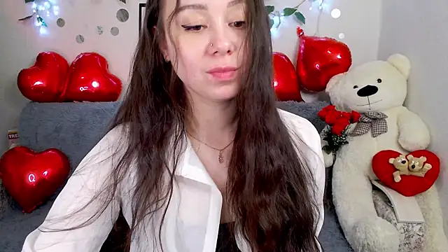 Snapshot of AlinaEleven chatting on 04-27-26, 10:08 AlinaEleven online show from 04-27-26, 10:08