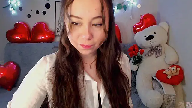 Snapshot of AlinaEleven chatting on 06-03-26, 12:24 AlinaEleven online show from 06-03-26, 12:24