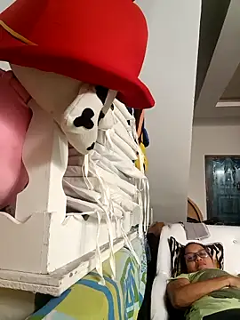 Delcarmen3 online show from 12-17-25, 12:27