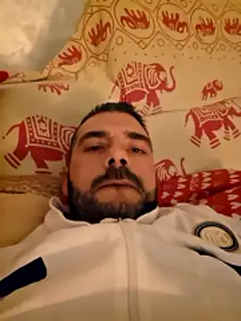 Snapshot of Cicciolino_23 chatting on 01-15-26, 04:28 Cicciolino 23 online show from 01-15-26, 04:28