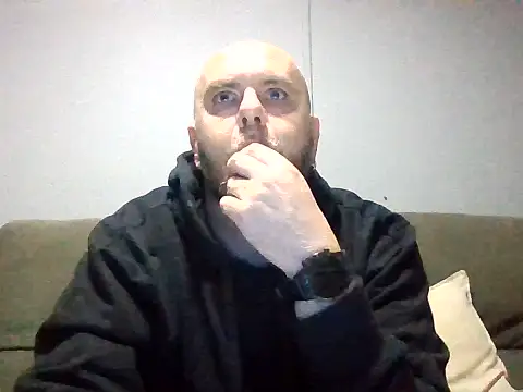 Snapshot of DieselDeek666 chatting on 07-19-26, 07:17 DieselDeek666 online show from 07-19-26, 07:17
