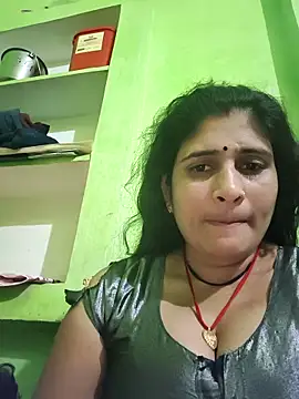 Snapshot of Sonamhot743 chatting on 12-14-25, 05:07 Sonamhot743 online show from 12-14-25, 05:07