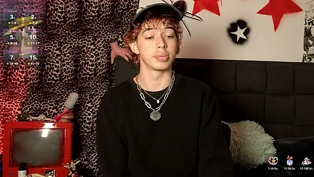 Snapshot of Otter_Starr chatting on 01-13-26, 04:29 Otter Starr online show from 01-13-26, 04:29