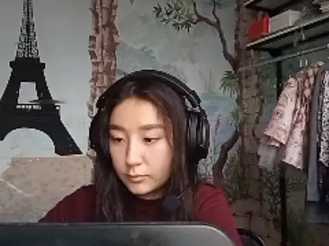 Snapshot of Sofiaherexo chatting on 12-04-25, 09:29 Sofiaherexo online show from 12-04-25, 09:29