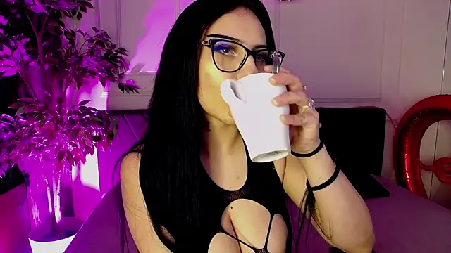 RavenFoxxy online show from 02-27-26, 06:02