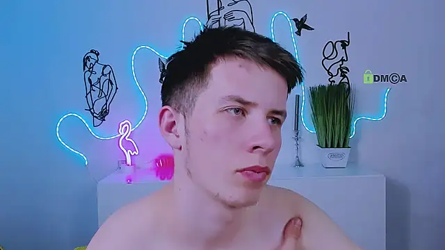 Snapshot of leo_valor chatting on 03-08-26, 10:13 leo valor online show from 03-08-26, 10:13