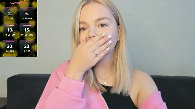 Snapshot of MaRiyaXXX chatting on 02-12-26, 11:49 MaRiyaXXX online show from 02-12-26, 11:49