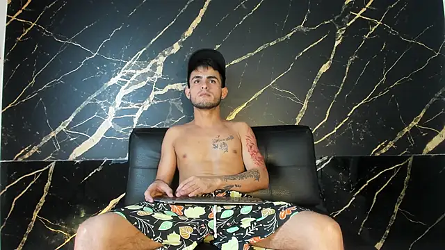 Snapshot of master_king_777 chatting on 12-17-25, 10:49 master king 777 online show from 12-17-25, 10:49