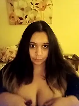 Snapshot of sweet-angel7 chatting on 12-16-25, 04:56 sweet-angel7 online show from 12-16-25, 04:56