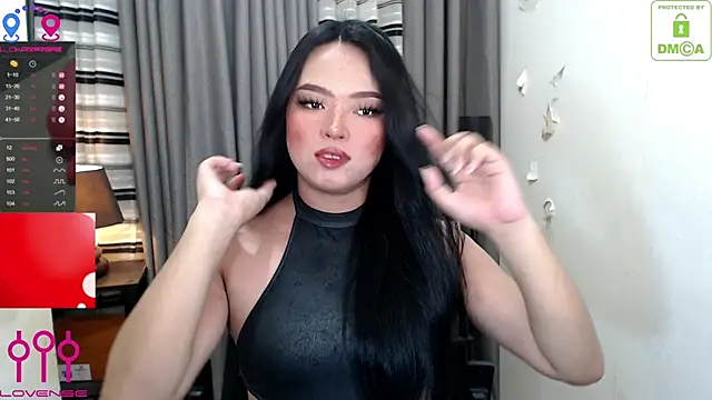 Fantacyloverr online show from 06-19-26, 04:06