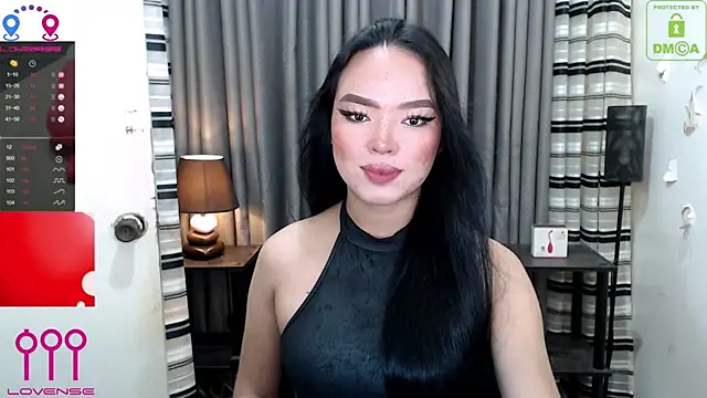 Fantacyloverr online show from 07-30-26, 10:58