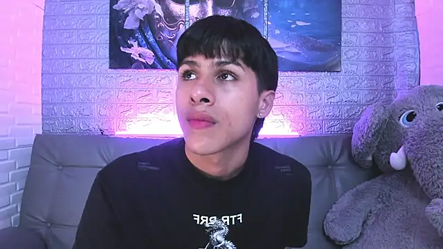 Snapshot of StormLuxX chatting on 02-23-26, 08:39 StormLuxX online show from 02-23-26, 08:39