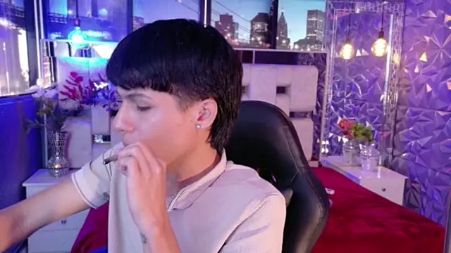 Snapshot of StormLuxX chatting on 03-01-26, 08:00 StormLuxX online show from 03-01-26, 08:00