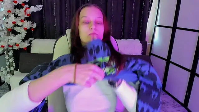 Snapshot of KrisDoeil chatting on 01-17-26, 05:34 KrisDoeil online show from 01-17-26, 05:34