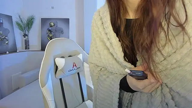 Snapshot of KrisDoeil chatting on 02-02-26, 02:21 KrisDoeil online show from 02-02-26, 02:21