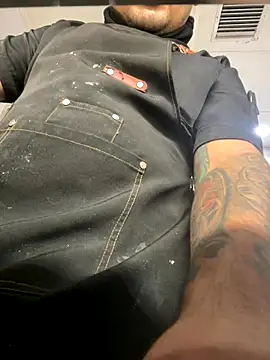 Snapshot of Samcan3 chatting on 12-18-25, 02:17 Samcan3 online show from 12-18-25, 02:17