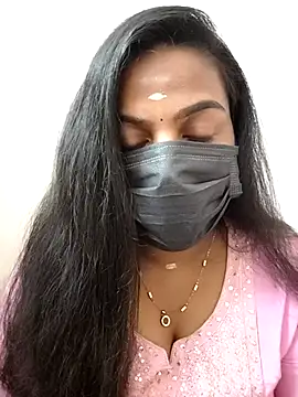 Snapshot of Tamil_Shara chatting on 12-16-25, 03:50 Tamil Shara online show from 12-16-25, 03:50