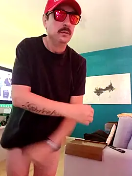 Snapshot of FocussedFreckle chatting on 03-23-26, 07:29 FocussedFreckle online show from 03-23-26, 07:29