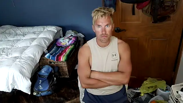 Snapshot of SpunRedneck chatting on 07-11-26, 12:13 SpunRedneck online show from 07-11-26, 12:13