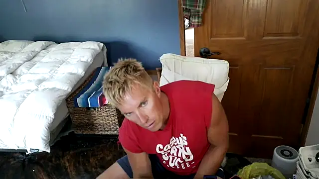 Snapshot of SpunRedneck chatting on 07-27-26, 11:23 SpunRedneck online show from 07-27-26, 11:23