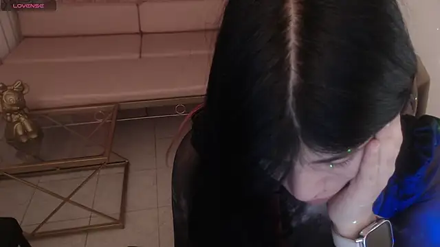 Snapshot of Nina_harpper_ chatting on 02-21-26, 01:23 Nina harpper online show from 02-21-26, 01:23