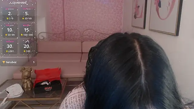 Snapshot of Nina_harpper_ chatting on 02-27-26, 01:00 Nina harpper online show from 02-27-26, 01:00