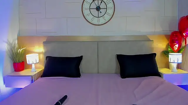 Snapshot of Lana_kalix chatting on 02-19-26, 07:43 Lana kalix online show from 02-19-26, 07:43