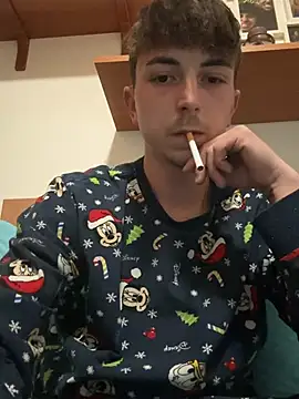 Snapshot of Davide9910x chatting on 02-25-26, 03:10 Davide9910x online show from 02-25-26, 03:10