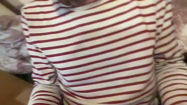 Snapshot of CBT-Sounding chatting on 12-15-25, 04:55 CBT-Sounding online show from 12-15-25, 04:55